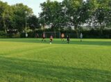 Eerste training S.K.N.W.K. JO17-1 seizoen 2021-2022 (34/41)